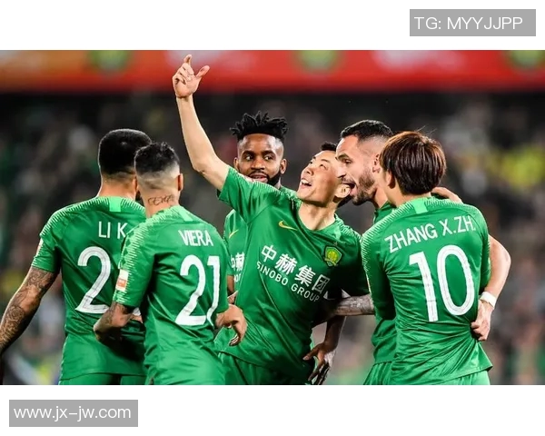 武汉网球队以74分稳居锦标赛积分榜首位展现强劲实力