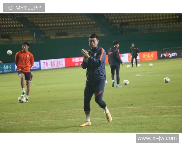 武汉网球队耐力争议引发热议球员训练方式与比赛表现的深度探讨