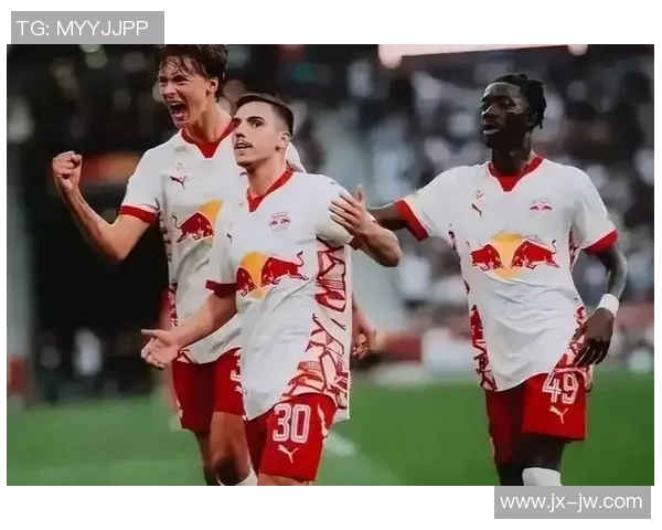 利物浦与萨尔茨堡红牛激战正酣谁能在欧冠舞台上笑到最后 利物浦与萨尔茨堡红牛激战正酣谁能在欧冠舞台上笑到最后